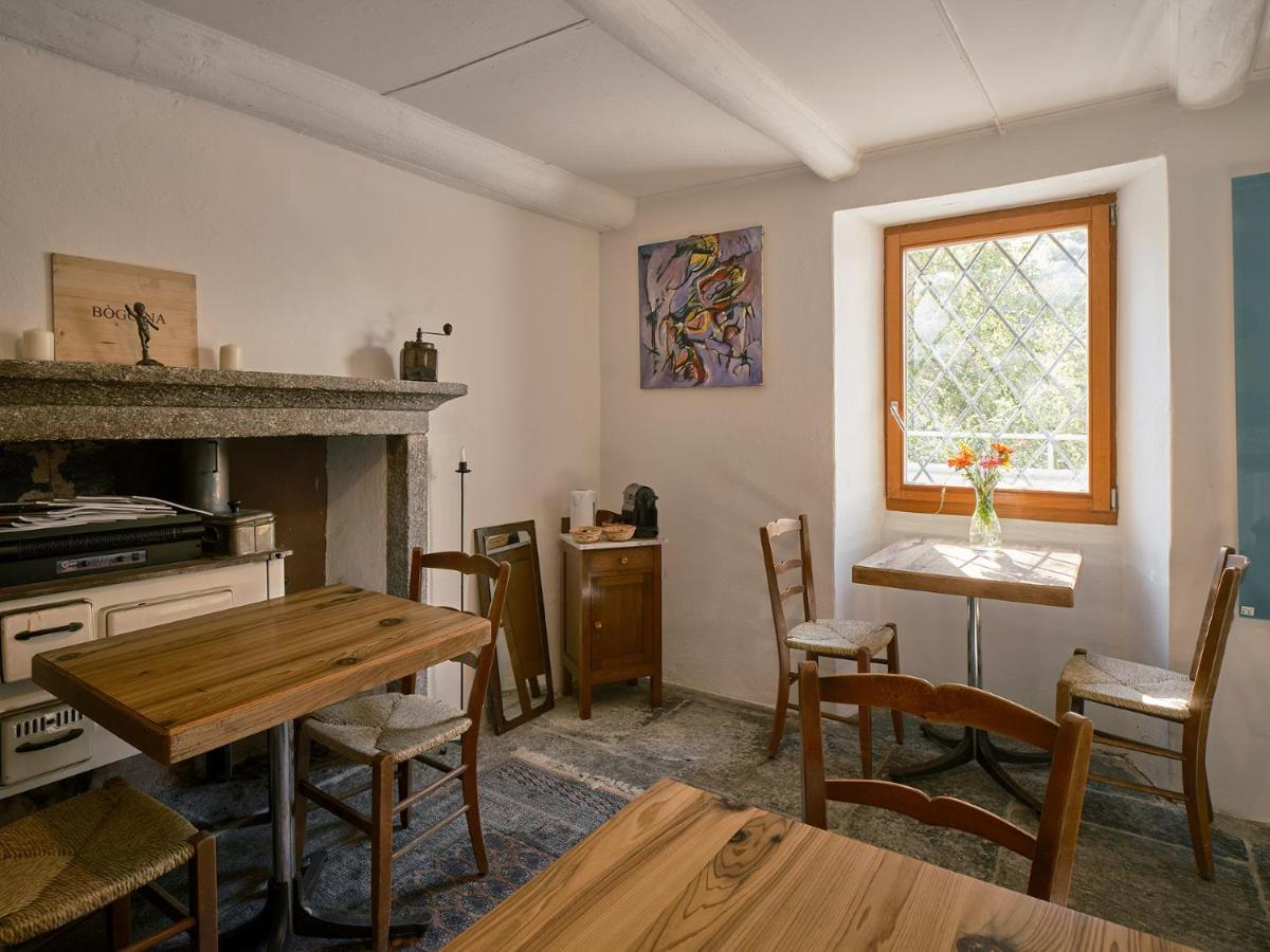 Osteria Gruetli Con Alloggio Borgnone ภายนอก รูปภาพ